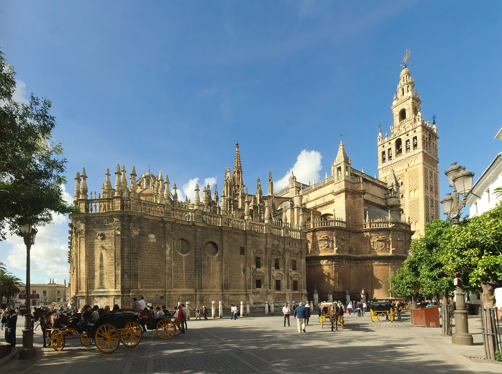 Seville Cathedral and the Giralda tower — Seville, Spain